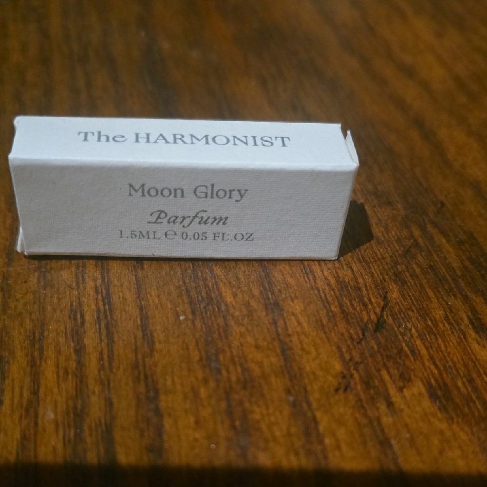 Moon Glory Parfum - Elegant White